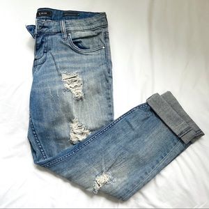 Distressed Boyfriend Jeans